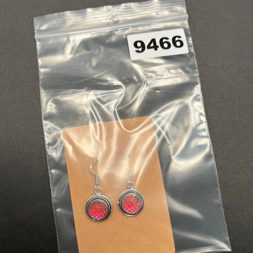 Mermaid‎ Earrings Silver Tone Pink Orange Iridescent Scales Festival